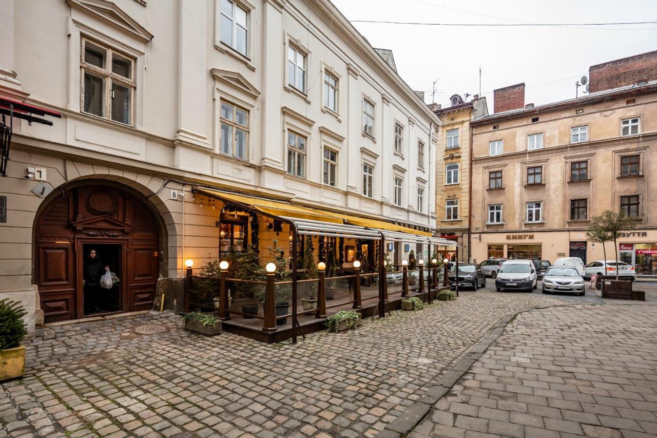 Romari Площа Катедральна 8 Lägenhet Lviv Exteriör bild