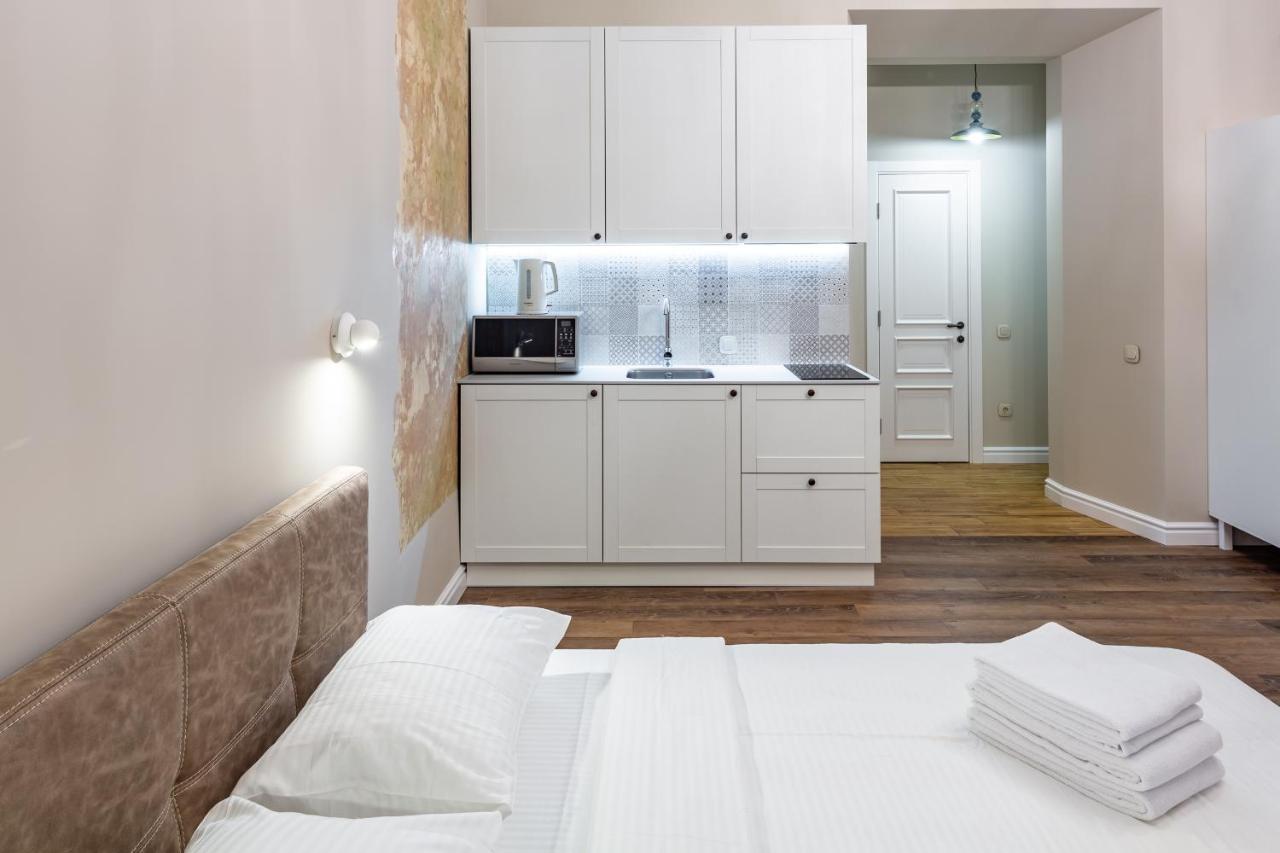Romari Площа Катедральна 8 Lägenhet Lviv Exteriör bild